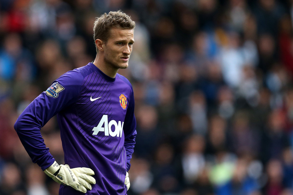 1. Thủ môn Anders Lindegaard Man Utd trong ngày cuối cùng với Sir Alex Ferguson giờ nơi đâu? -0