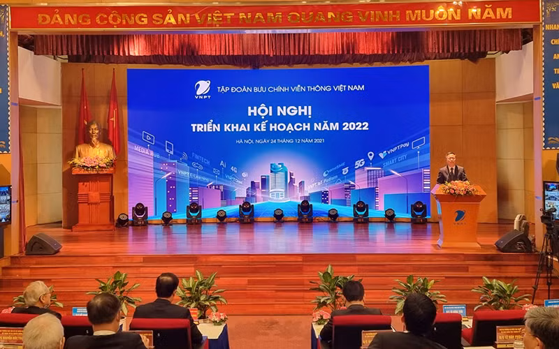 Chủ tịch HĐTV Tập đoàn VNPT Tô Dũng Thái phát biểu tại Hội nghị.