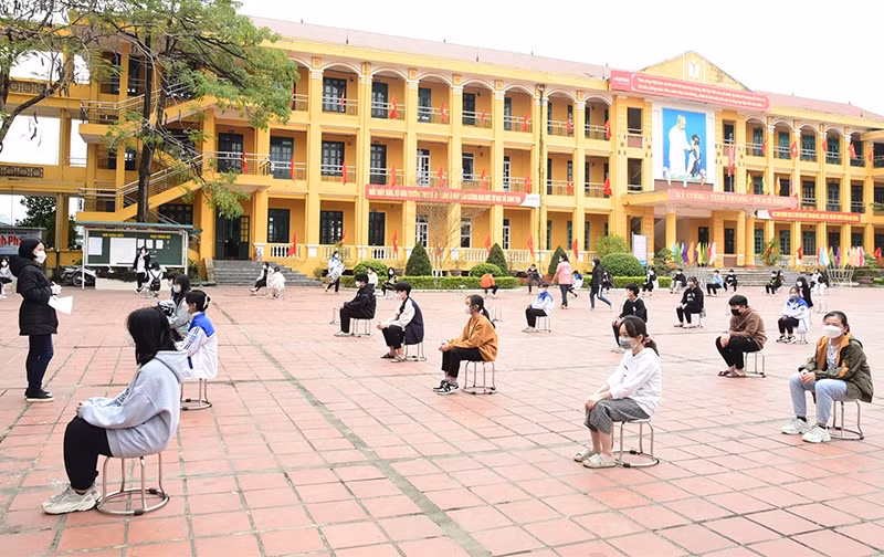 Các trường học vẫn thực hiện nghiêm 5K để phòng dịch.