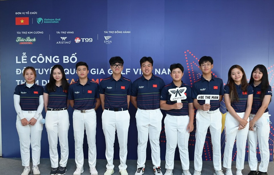 Những gương mặt còn rất trẻ của đội tuyển golf Việt Nam tham dự SEA Games 31. (Ảnh: VGA) Điểm mặt những tuyển thủ golf gen Z được kỳ vọng tại SEA Games 31 -0
