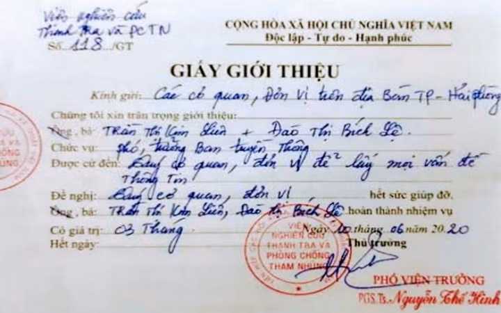 Giấy giới thiệu của hai phụ nữ xưng là nhà báo đang được Thanh tra Sở Thông tin và Truyền thông Hải Phòng xem xét, xử lý.