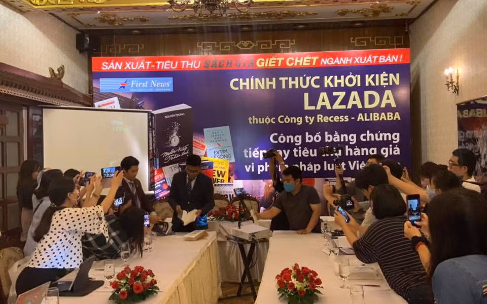 Sách giả - Giọt nước tràn ly đến bao giờ -0