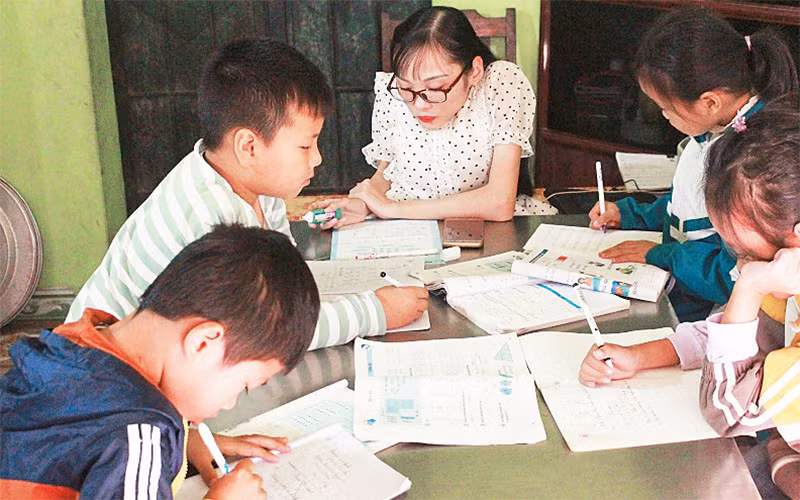 Cô gái xương thủy tinh mang tinh thần thép -0
