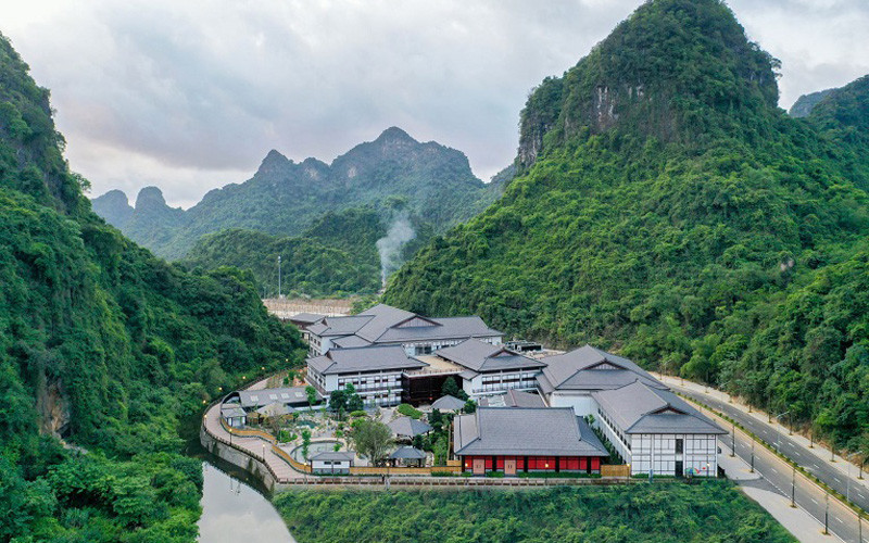 Khu nghỉ dưỡng suối khoáng nóng Yoko Onsen Du lịch Việt Nam: lách “khe cửa hẹp” để “chuyển mình” mạnh mẽ -0