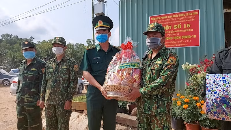 Xuân ở vùng biên giới Hà Tiên -0