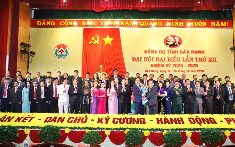 Ra mắt Ban Chấp hành Đảng bộ tỉnh Đắk Nông lần thứ 12, nhiệm kỳ 2020 - 2025. bemac2-1602834705013.jpg