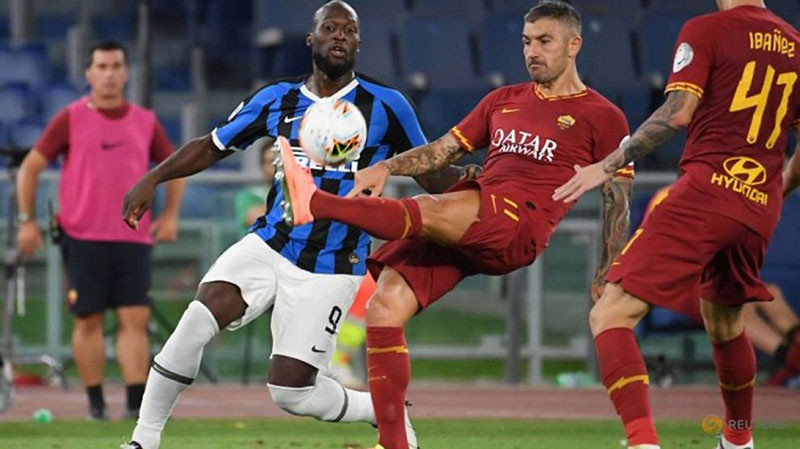Hòa AS Roma 2-2, Inter Milan hụt hơi trong cuộc đua vô địch ảnh 1 Hòa AS Roma 2-2, Inter Milan hụt hơi trong cuộc đua vô địch -0