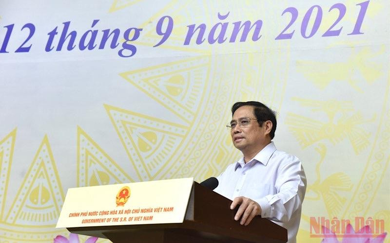 Thủ tướng Phạm Minh Chính phát biểu tại buổi lễ. (Ảnh: TRẦN HẢI) Hơn 1 triệu máy tính được huy động tại