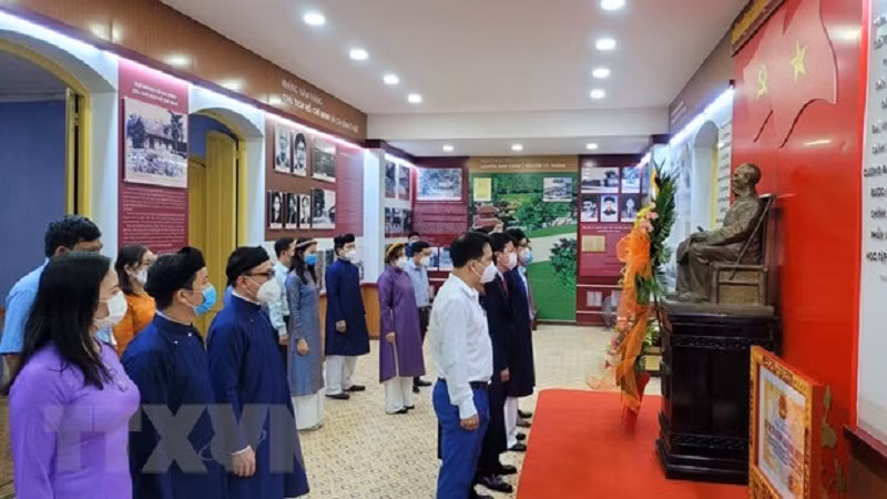 Theo dấu chân thuở niên thiếu của Chủ tịch Hồ Chí Minh ở xứ Huế -0