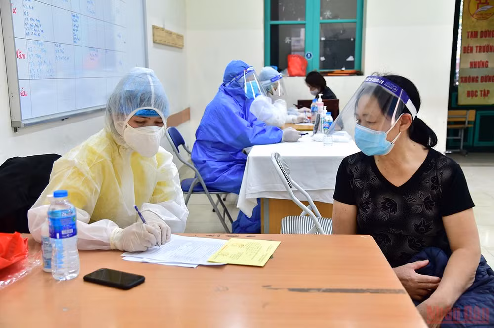Hà Nội đã tiêm hơn 1 triệu liều vaccine mũi bổ sung và nhắc lại -0