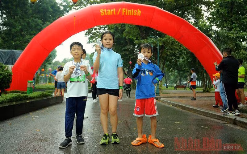 Gần 1.000 người chạy vì một Việt Nam khỏe mạnh -0