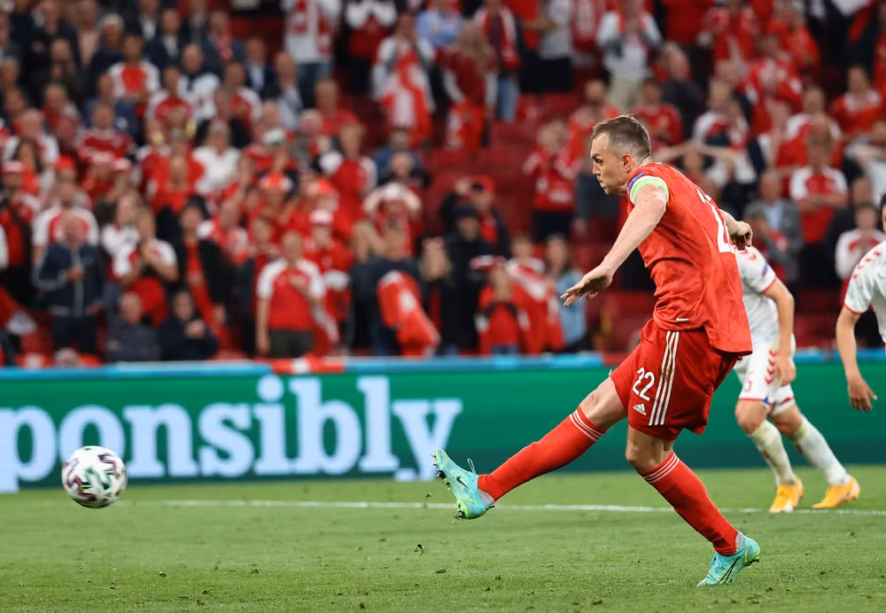 Bỉ toàn thắng vượt qua vòng bảng, Đan Mạch lách qua khe cửa hẹp -0