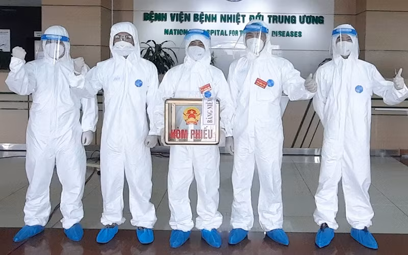 Ấn tượng bầu cử nghiêm túc, an toàn trong bệnh viện đang cách ly y tế