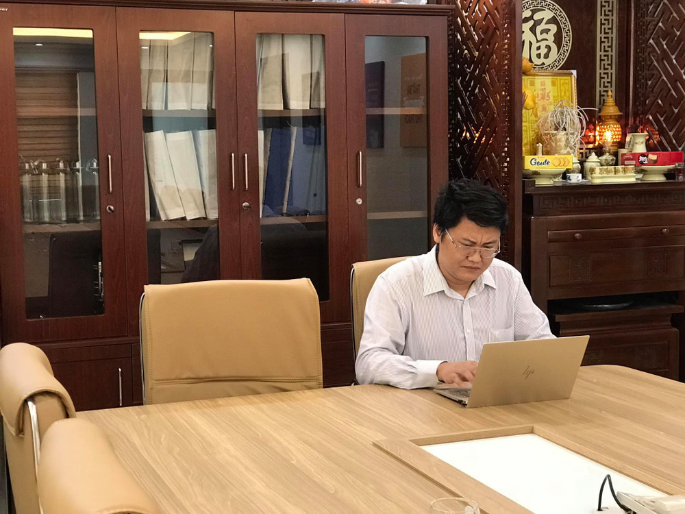 Theo Luật sư Hoàng Tùng - Trưởng Văn phòng luật sư Trung Hòa, phụ huynh có quyền khởi kiện do quyền và lợi ích hợp pháp có dấu hiệu bị xâm phạm. (Ảnh: Luật sư Hoàng Tùng) Điêu đứng vì trung tâm tiếng Anh bỗng dưng… biến mất -0