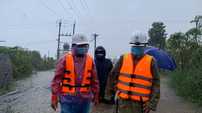 Nhiều địa phương ở Quảng Ngãi bị thiệt hại nặng do bão số 5 -0