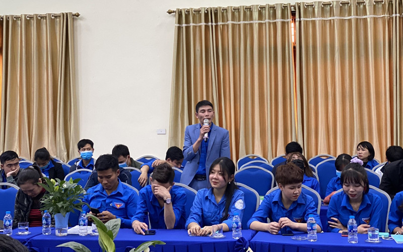 Đoàn viên, thanh niên chia sẻ ý kiến tại hội thảo. Khơi dậy tinh thần khởi nghiệp của tuổi trẻ thủ đô với OCOP -0
