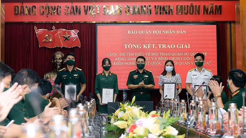 Trao giải cuộc thi tìm hiểu về Army Games và bình chọn trực tuyến cho Đội quân văn hóa tại Army Games 2021 -0