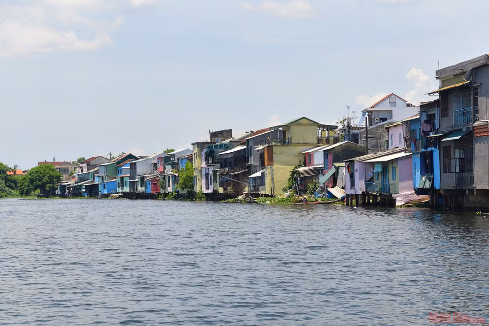 Làng nghề hoa giấy Thanh Tiên -0