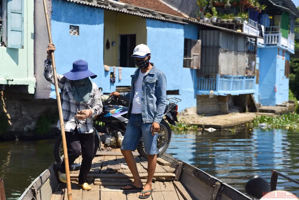 Làng nghề hoa giấy Thanh Tiên -1