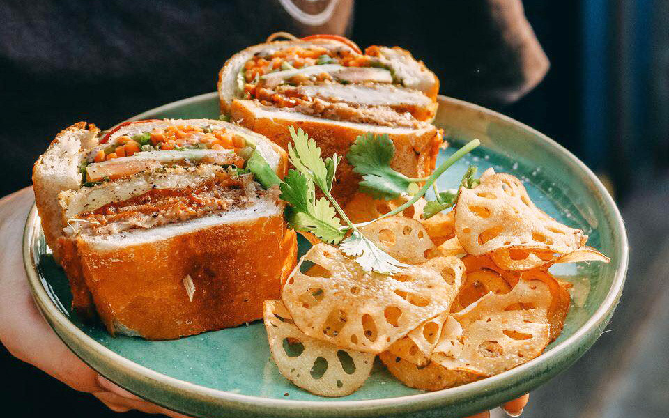 Một món ăn sáng tạo của nhà hàng ANAN (Ảnh: ănănsaigon) Top 100 điểm đến tốt nhất thế giới 2021 của TIME: cơ hội của du lịch Việt Nam -0