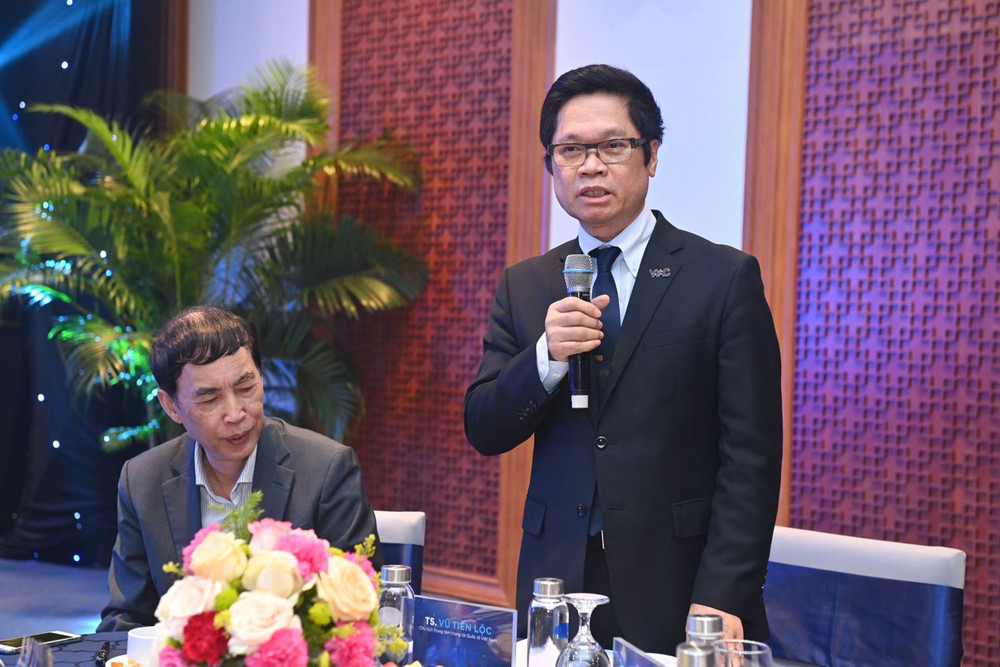 TS. Vũ Tiến Lộc, Đại biểu Quốc hội, Chủ tịch Trung tâm Trọng tài Quốc tế Việt Nam phát biểu tại diễn đàn. (Ảnh: BTC) Nhận diện thị trường bất động sản dẫn đầu năm 2021-2022 -0