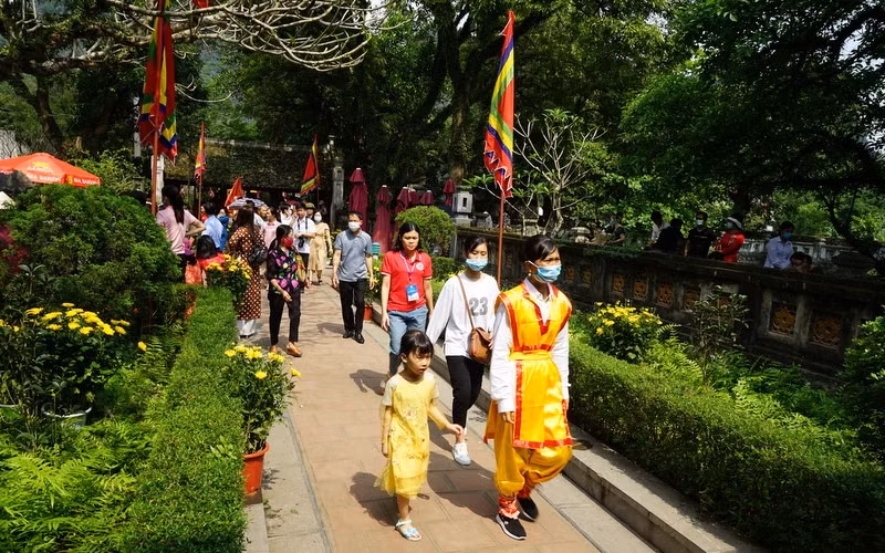 Lễ hội Hoa Lư - tinh hoa hội tụ trên kinh đô đá -0