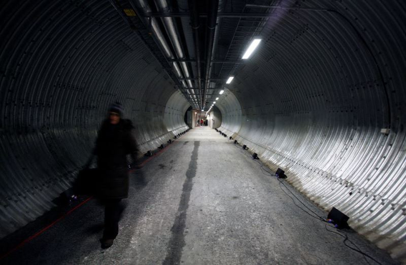 Bên trong ngân hàng hạt giống toàn cầu Svalbard ở thị trấn Longyearbyen, đảo Svalbard, Na Uy. (Ảnh: REUTERS) Ngân hàng hạt giống thế giới được bổ sung thêm nguồn gene hiếm -0