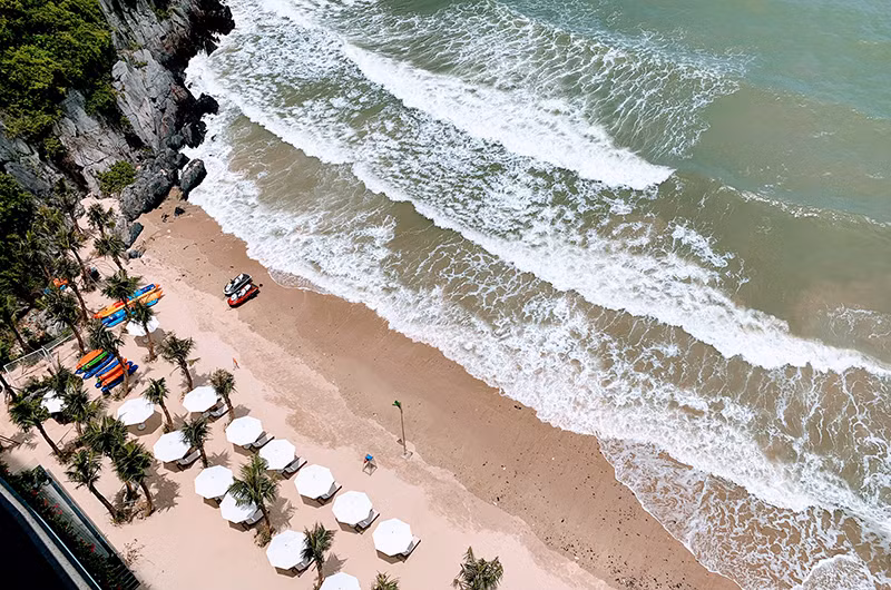 Các khu, điểm du lịch được hoạt động trở lại nhưng chỉ phục vụ cho người đang sinh sống và làm việc tại Hải Phòng và phải tuân thủ các quy định về phòng, chống dịch bệnh.