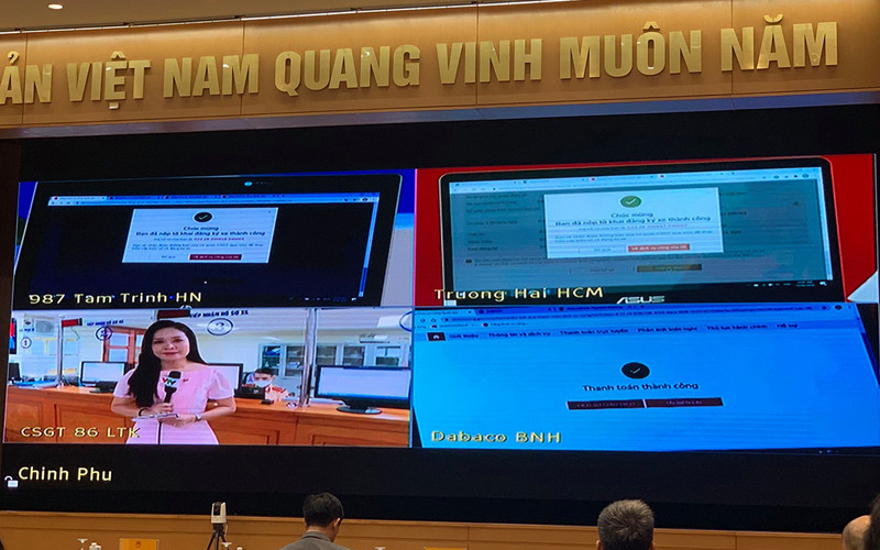 Trải nghiệm thành công dịch vụ công tại các điểm cầu: Hà Nội, TP Hồ Chí Minh và tỉnh Bắc Ninh. Ảnh: Quang Hiếu Từ dấu mốc 1.000 dịch vụ công trực tuyến hướng tới “một Việt Nam số” -0