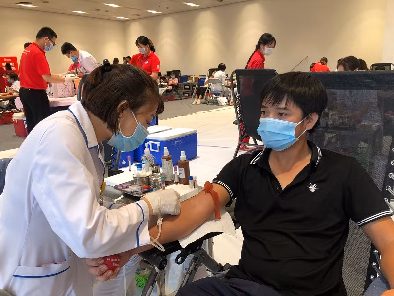 Người truyền cảm hứng “cho đi giọt máu hồng” -0