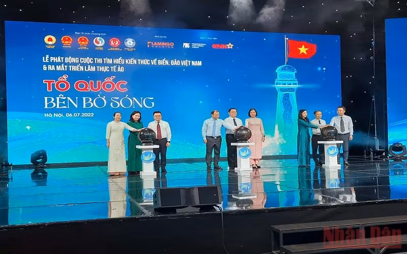 Các đại biểu tại buổi Lễ phát động Cuộc thi.