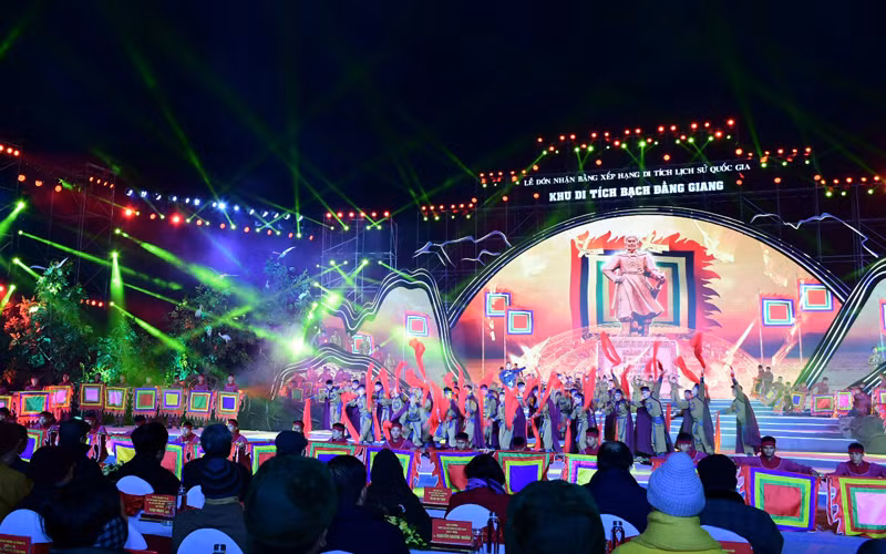 Âm vang chiến thắng trên sông Bạch Đằng -0