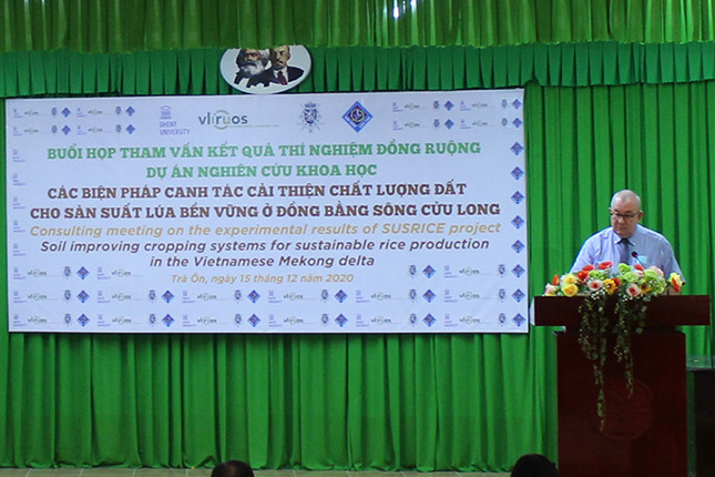 Đại sứ Bỉ Paul Jansen phát biểu tại hội thảo (Ảnh: Ban tổ chức). Hỗ trợ sản xuất sản xuất lúa bền vững ở Vĩnh Long -0