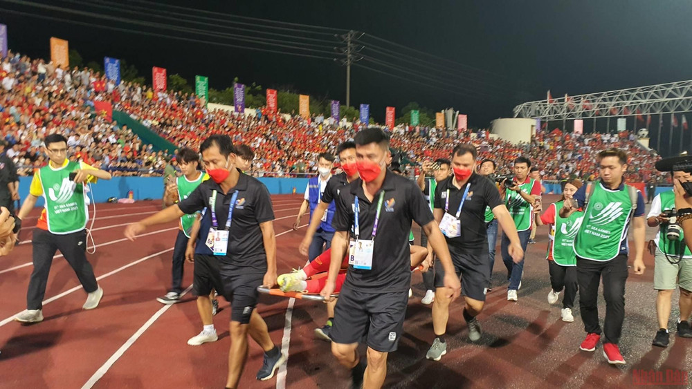 (Ảnh: Khiếu Minh) (Hiệp 2) U23 Việt Nam 0-0 U23 Malaysia: Chờ bàn mở tỷ số -0