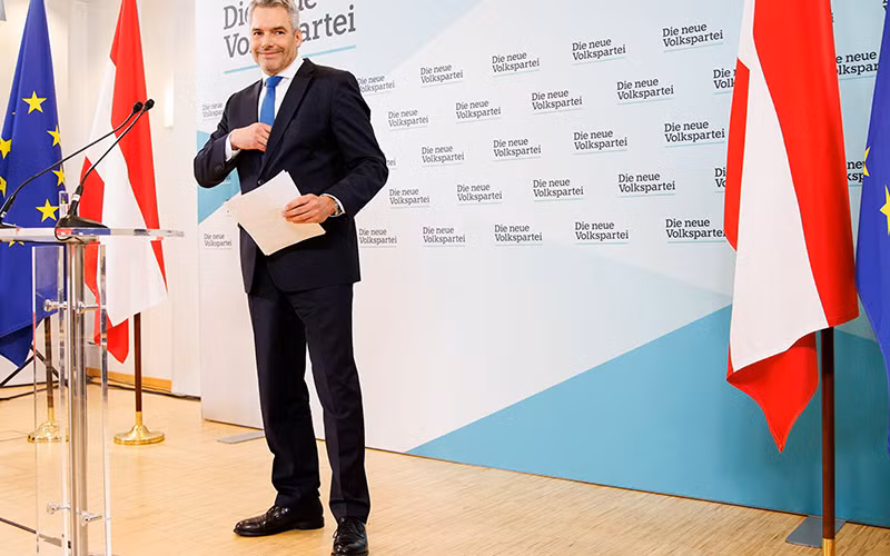 Ông Karl Nehammer, tân Chủ tịch đảng OVP. (Ảnh Reuters)