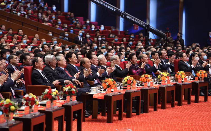 Khai mạc Đại hội Thi đua yêu nước lần thứ 10 -0