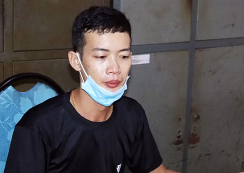 Đối tượng Lý Văn Phương tại Cơ quan công an tỉnh Sóc Trăng. (Ảnh: Công an Sóc Trăng)