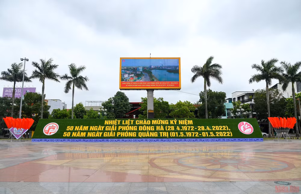 Hoa vẫn nở trên chiến trường năm xưa - Quảng Trị sau 50 năm giải phóng -0