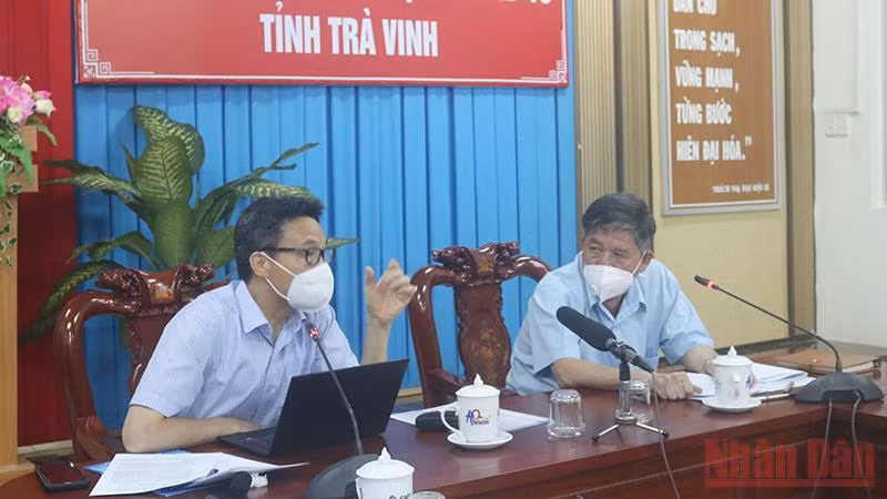 Phó Thủ tướng Vũ Đức Đam làm việc tại tỉnh Trà Vinh về công tác phòng, chống dịch Covid-19.