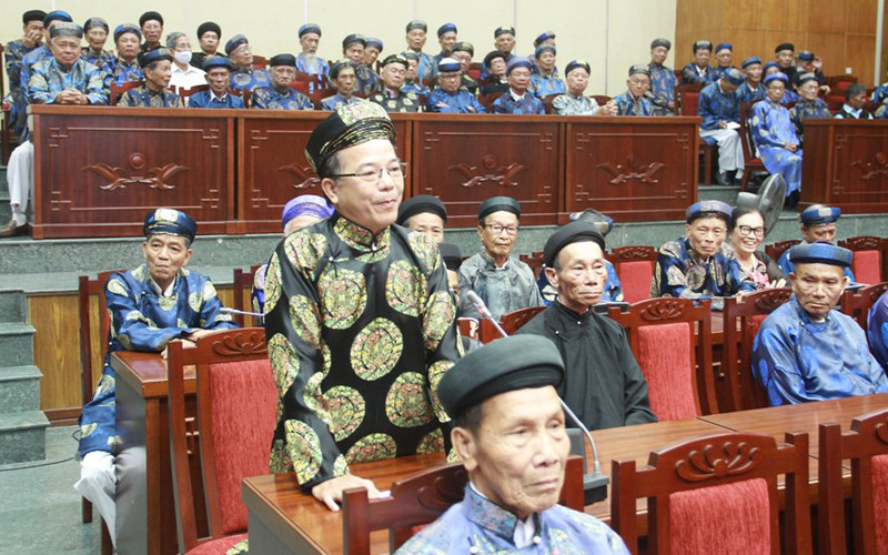 Các trưởng họ, trưởng tộc, người có uy tín trên địa bàn tỉnh đóng góp ý kiến. Phát huy vai trò trưởng họ, trưởng tộc, người có uy tín trong xây dựng nông thôn mới -0