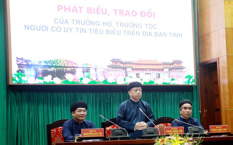 Lãnh đạo Thường trực Tỉnh ủy Thừa Thiên Huế chủ trì, tiếp thu ý kiến tại hội nghị. Phát huy vai trò trưởng họ, trưởng tộc, người có uy tín trong xây dựng nông thôn mới -0