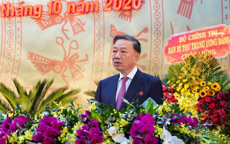 Đồng chí Tô Lâm, Ủy viên Bộ Chính trị, Bộ trưởng Công an phát biểu chỉ đạo tại Đại hội. Khai mạc Đại hội Đảng bộ tỉnh Cà Mau lần thứ 16 -0