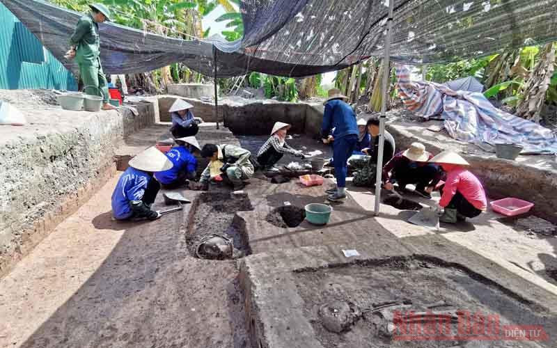 Hố khai quật khảo cổ học H1 ở di chỉ Vườn Chuối. Xuất lộ nhiều chứng tích văn hóa thú vị tại Di chỉ Vườn Chuối -0