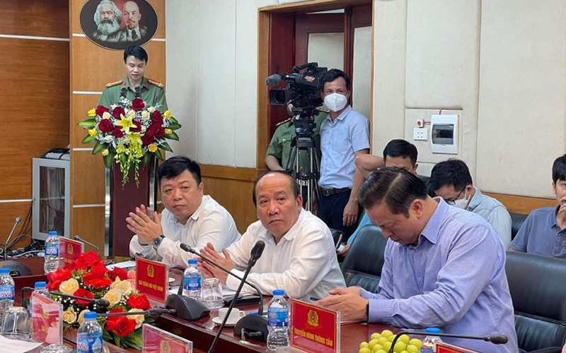 Lãnh đạo các cơ quan báo chí bày tỏ quan điểm cần tăng cường tuyên truyền nhiều hơn nữa những tấm gương người tốt việc tốt trong Công an nhân dân.