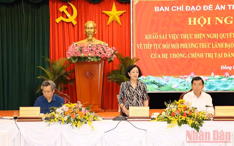 Đồng chí Trương Thị Mai phát biểu kết luận buổi làm việc.