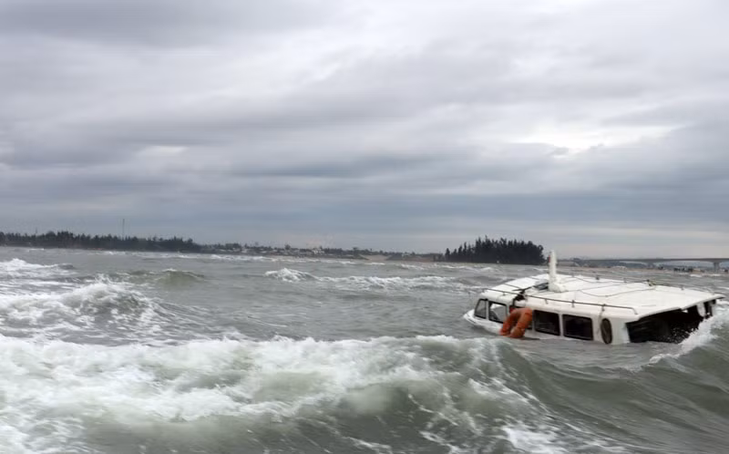 Hỗ trợ gia đình nạn nhân gặp nạn trên vùng biển Hội An -0