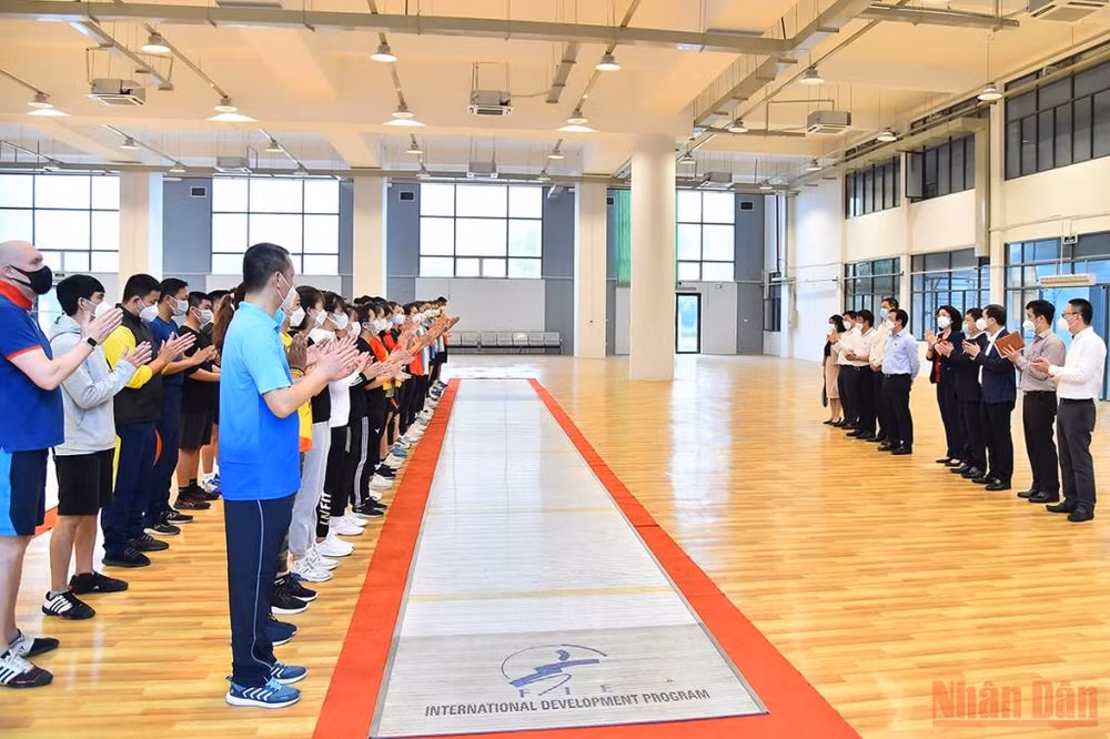 Đấu kiếm Việt Nam nỗ lực vượt khó -0