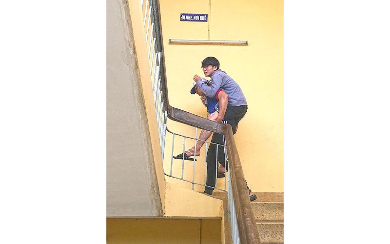 Những tình nguyện viên chính là “linh hồn” của Chương trình “Tiếp sức mùa thi”. Phần lớn còn rất trẻ, nhưng dường như họ có thể làm được tất cả. 7-1622801422984.jpg