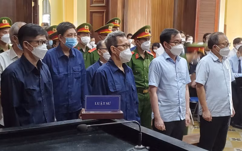 Các bị cáo tại tòa. (Ảnh: CTV)