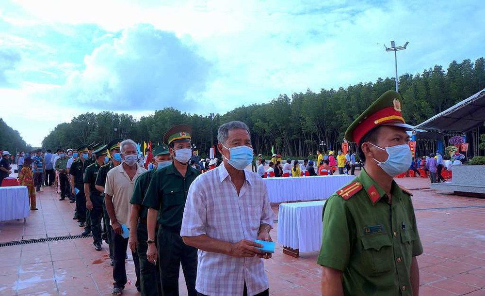 Khu vực bỏ phiếu “đặc biệt” ở tận cùng cực nam Tổ quốc. Đi bầu cử nơi địa đầu cực nam Tổ quốc -0